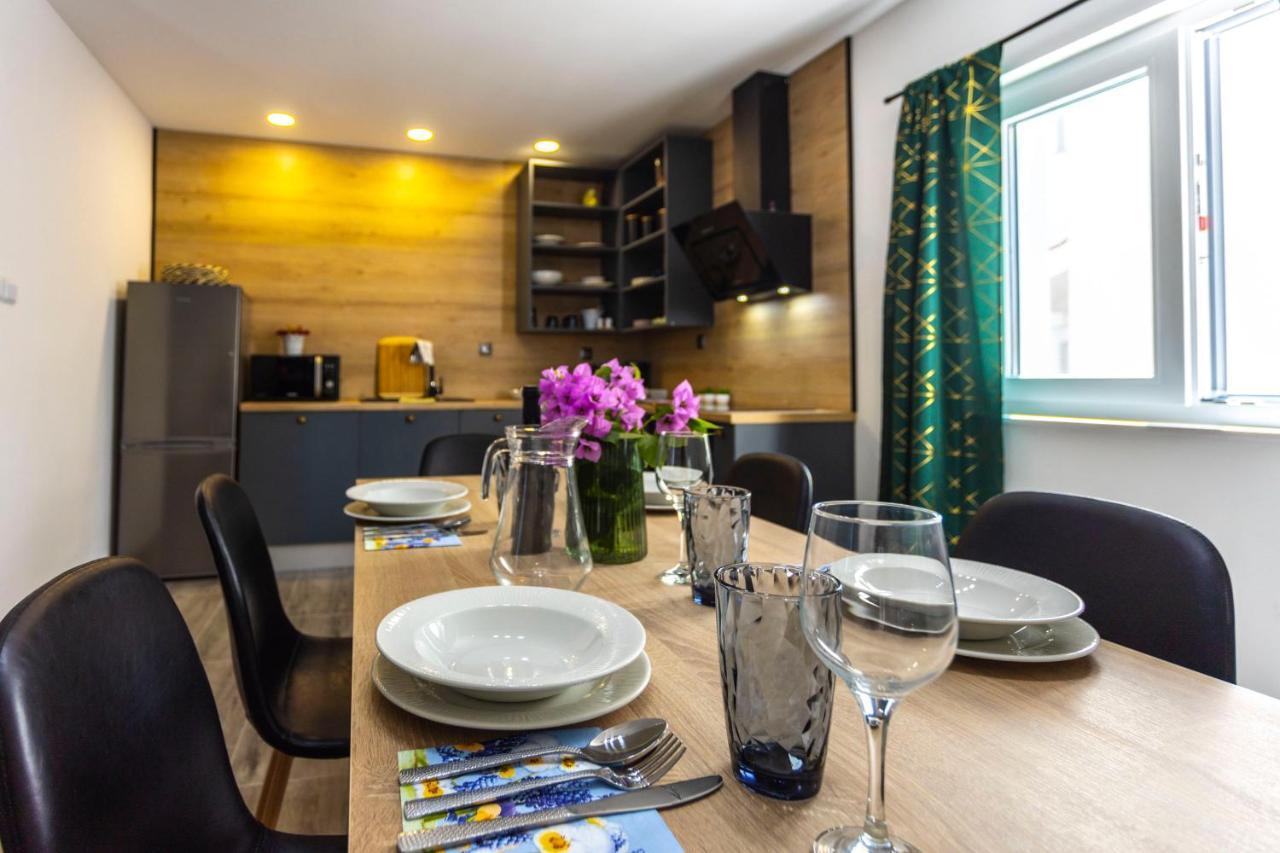 City Apartment Nora, Old Town Located, Free Parking Makarska Exterior photo