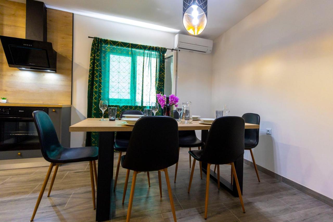 City Apartment Nora, Old Town Located, Free Parking Makarska Exterior photo