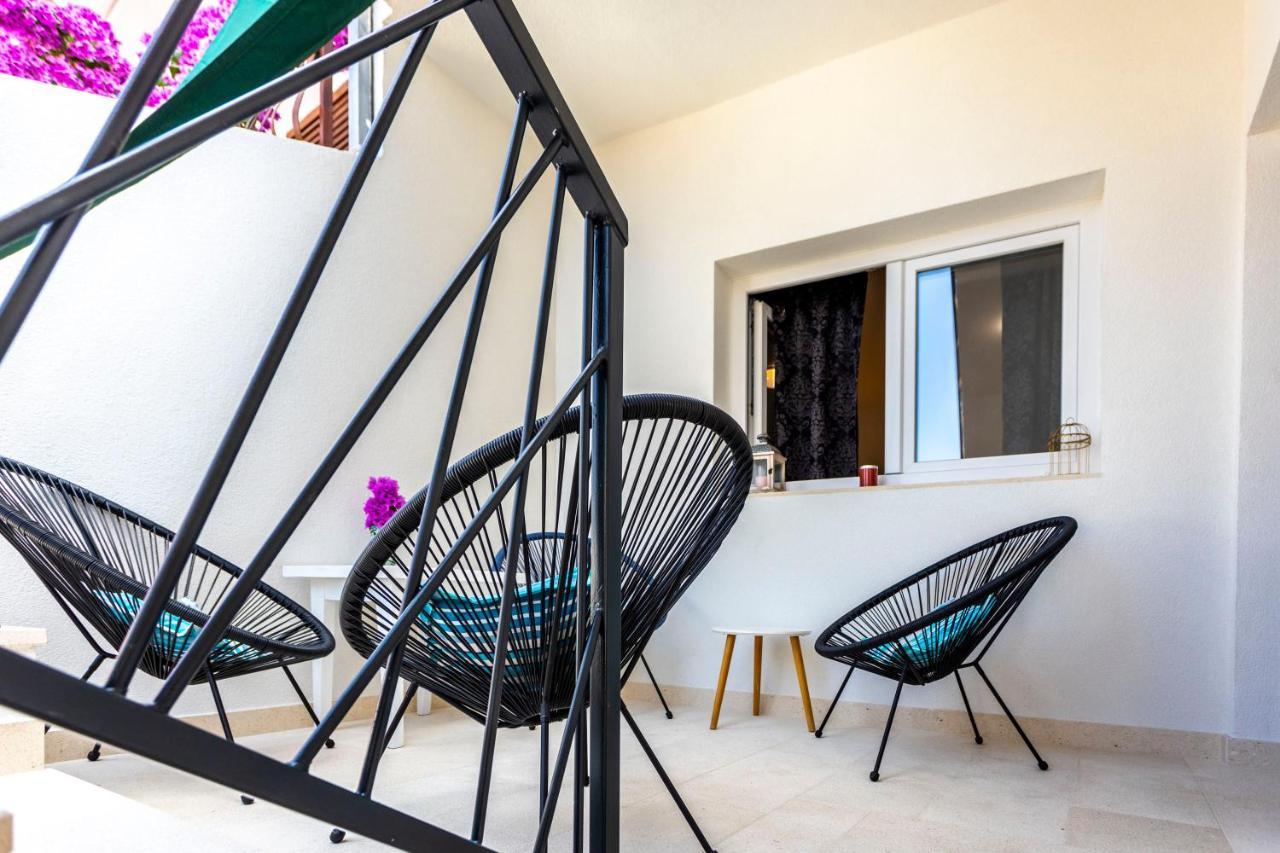 City Apartment Nora, Old Town Located, Free Parking Makarska Exterior photo