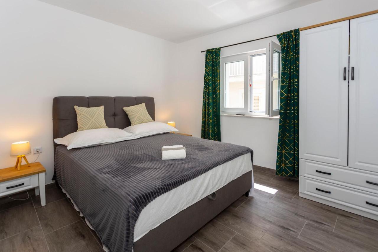 City Apartment Nora, Old Town Located, Free Parking Makarska Exterior photo
