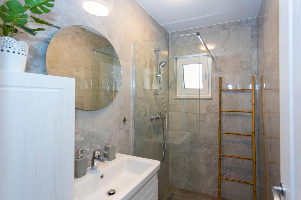 City Apartment Nora, Old Town Located, Free Parking Makarska Exterior photo